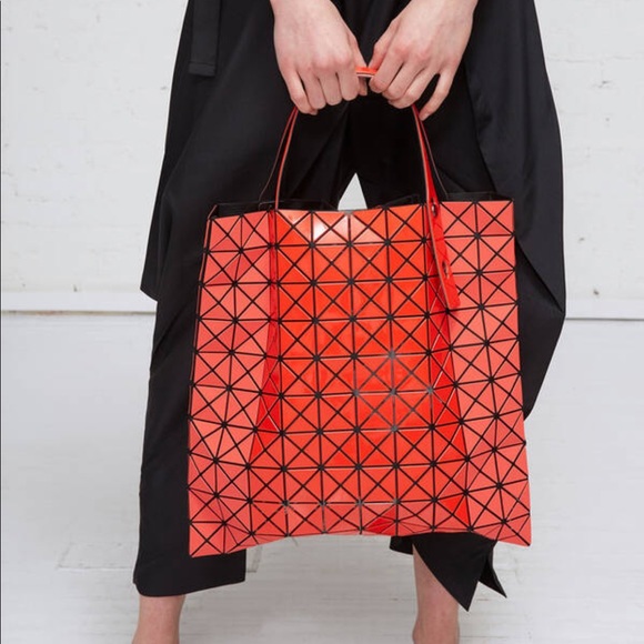 Issey Miyaki Bao Bao Prism Bi-Texture Tote - Picture 12 of 13